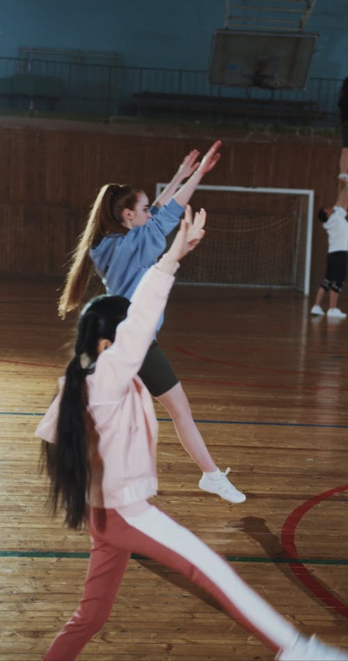 有关主动穿着, 伸展, 健身的免费素材视频