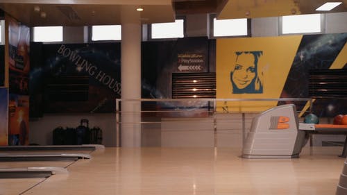 有关人, 休闲, 保龄球的免费素材视频