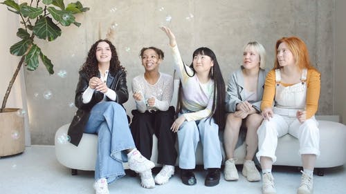 有关一起, 坐, 多样化的免费素材视频