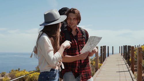 有关一对, 地图, 户外的免费素材视频