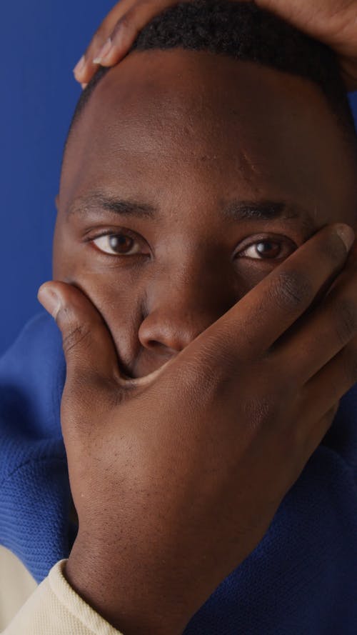 有关垂直视频, 年轻人, 态度的免费素材视频