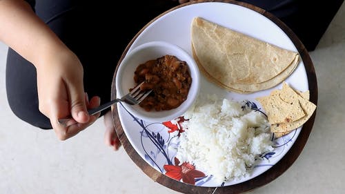 有关午餐, 印度菜, 叉子的免费素材视频