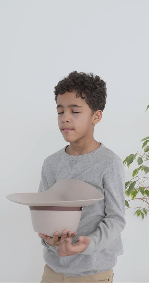 有关儿童, 可爱, 垂直视频的免费素材视频