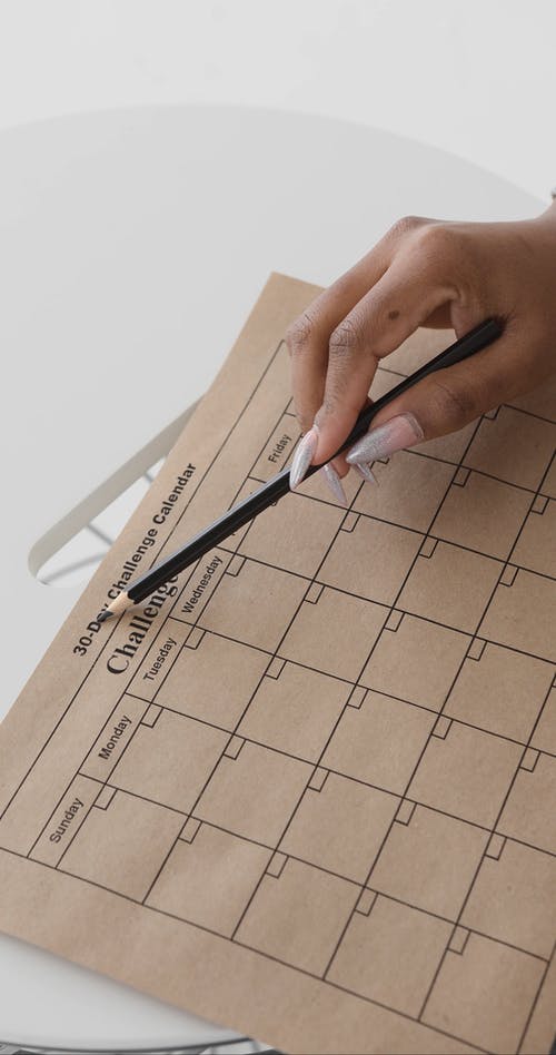 有关修手指甲, 垂直视频, 指的免费素材视频