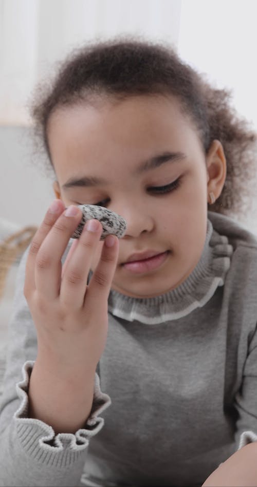 有关不一样, 垂直视频, 女孩的免费素材视频