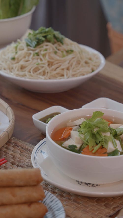 有关亚洲美食, 可口的, 垂直视频的免费素材视频