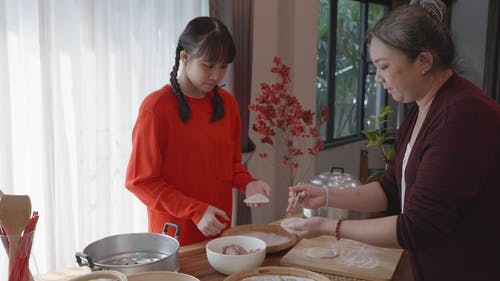 有关亚洲食品, 在家, 室内的免费素材视频