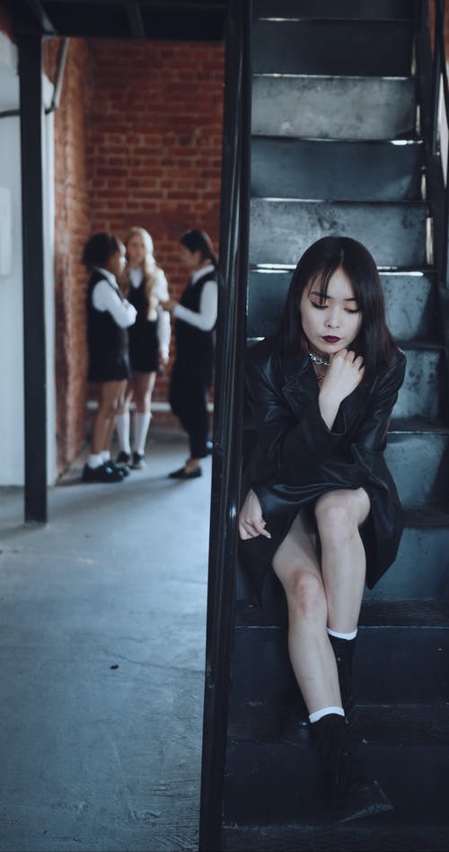 有关伤心, 八卦, 同学的免费素材视频