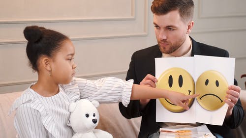 有关人, 伤心, 女孩的免费素材视频