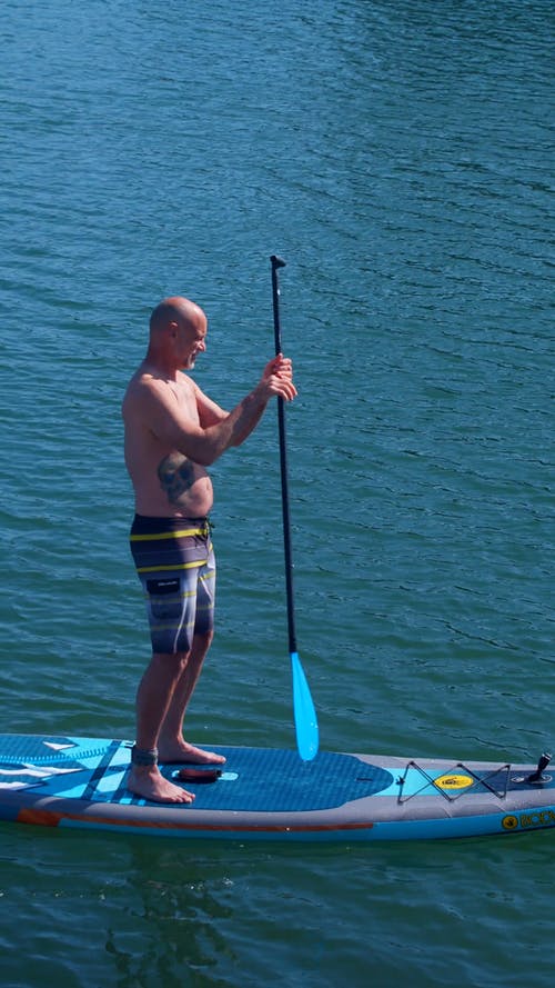 有关上板, 人, 划桨的免费素材视频