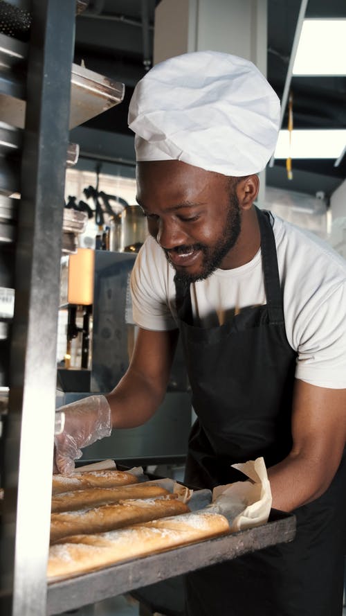 有关围裙, 垂直视频, 微笑的免费素材视频