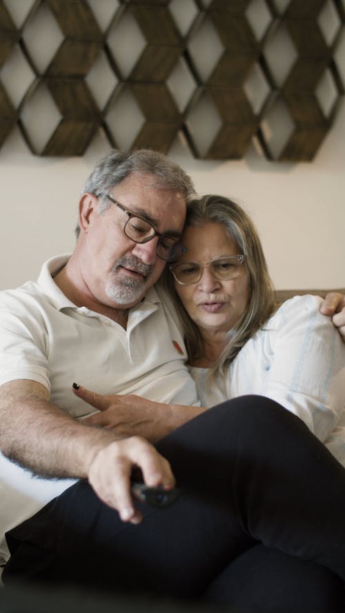 有关一对, 人, 坐的免费素材视频