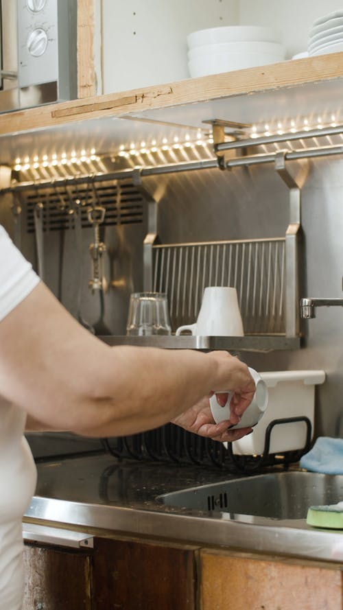 有关下沉, 乾燥, 人的免费素材视频