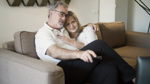 有关一对, 人, 坐的免费素材视频