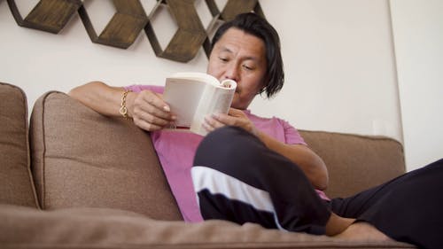 有关人, 休闲, 修女服的免费素材视频