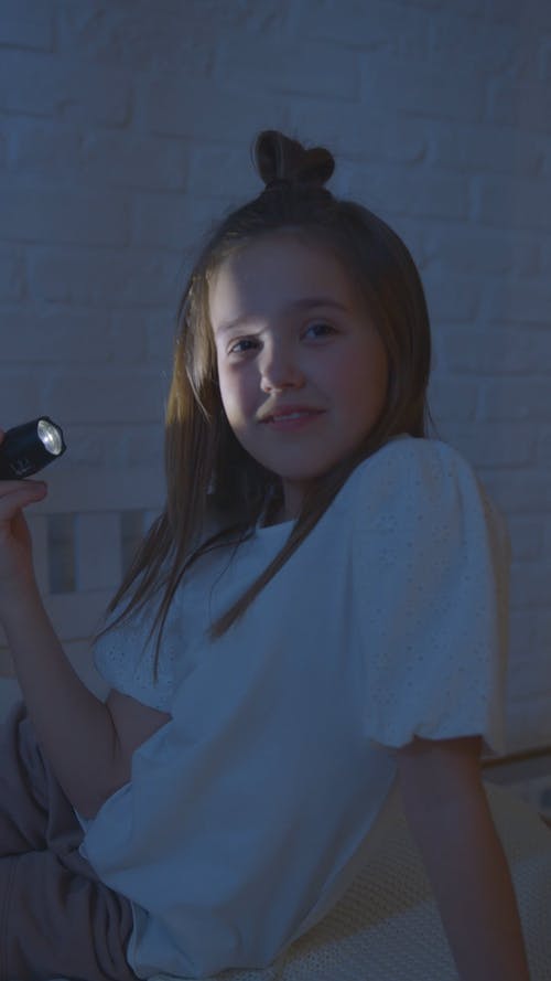 有关儿童, 可爱, 垂直视频的免费素材视频