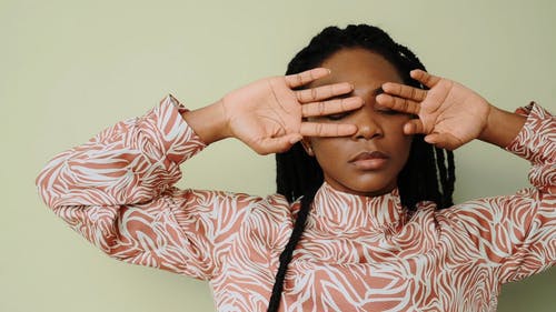 有关女人, 工作室拍摄, 拍照片的免费素材视频