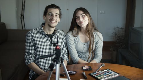 有关人, 化妆, 化妆品的免费素材视频