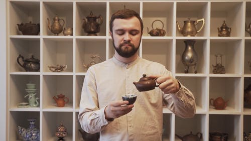 有关人, 倾注, 可口的免费素材视频