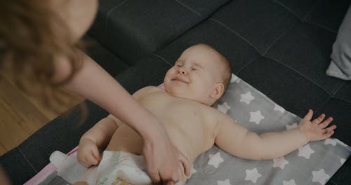 有关一起, 可爱的宝宝, 婴儿期的免费素材视频