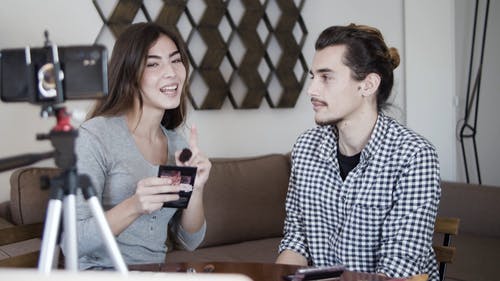 有关vlog, 三脚架, 人的免费素材视频