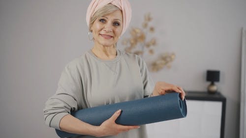 有关休闲服装, 健康的生活型态, 垫的免费素材视频