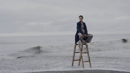 有关@户外, 坐, 天性的免费素材视频