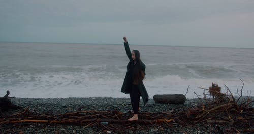 有关光脚, 天性, 岩石的免费素材视频