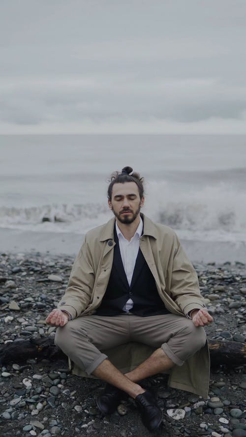 有关人, 家伙, 冥想的免费素材视频