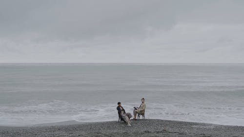 有关人, 坐, 天性的免费素材视频