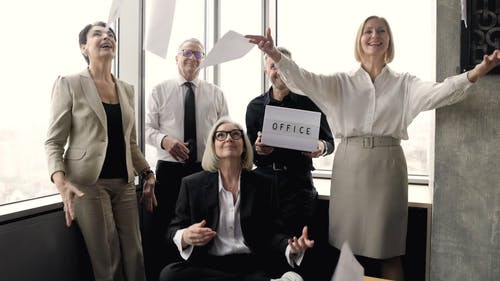 有关交易, 同事, 向上丢的免费素材视频