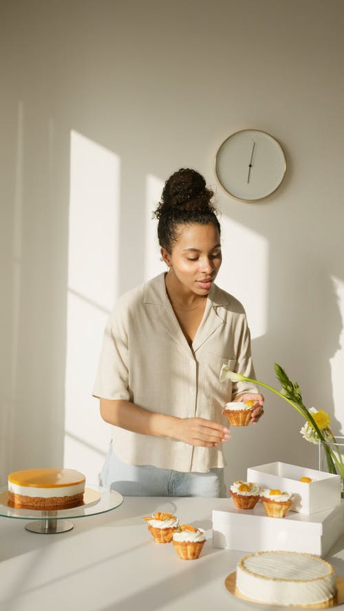 有关乳酪蛋糕, 垂直视频, 把的免费素材视频