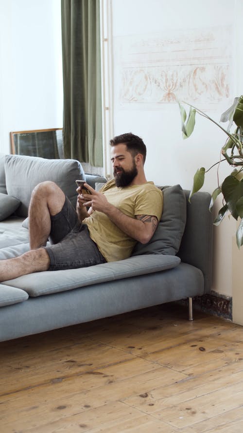 有关人, 休息, 刺青的的免费素材视频