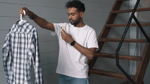 有关出售, 室内, 成人的免费素材视频