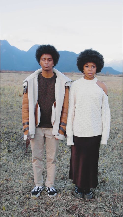 有关人, 冬衣, 垂直视频的免费素材视频