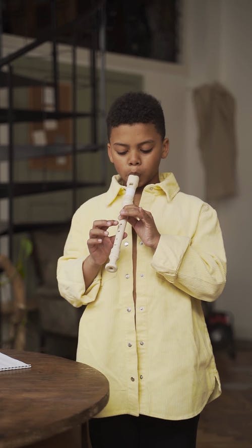 有关＃室内, 儿童, 初级的免费素材视频