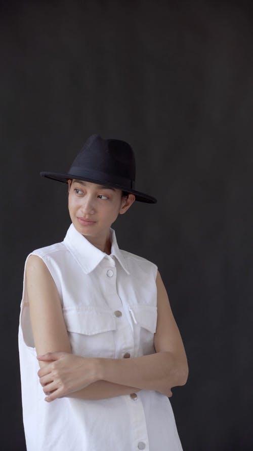 有关光鲜亮丽, 垂直视频, 女人的免费素材视频