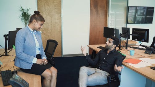 有关＃室内, 上班服, 人的免费素材视频