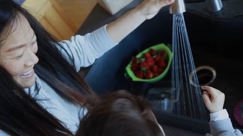 有关儿童, 女儿, 妈妈的免费素材视频