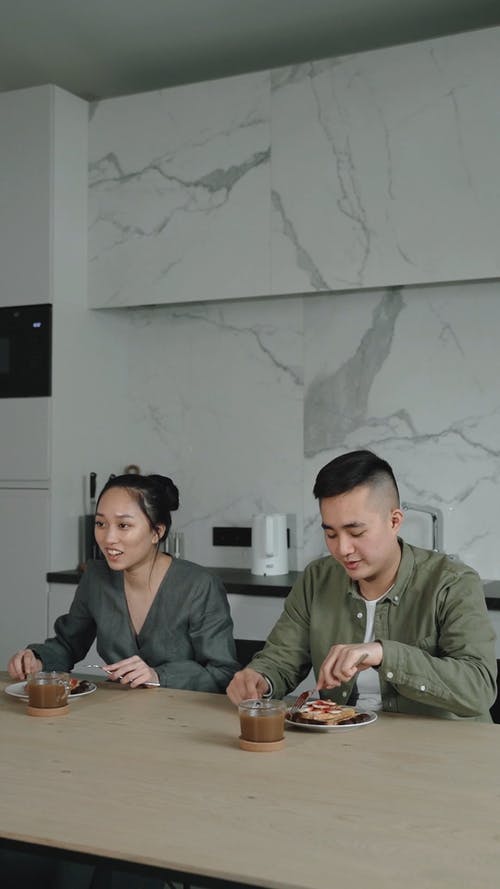 有关一对, 一起, 切片的免费素材视频