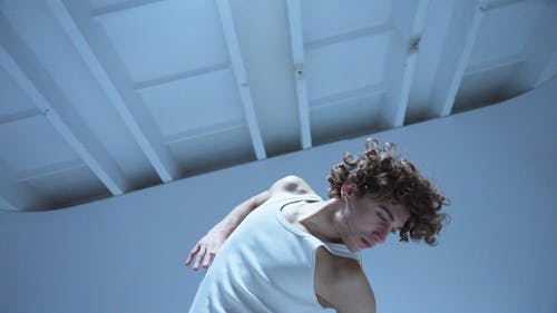 有关人, 低角度拍摄, 光的免费素材视频