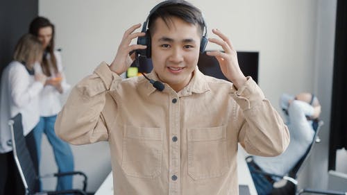 有关休闲装, 会诊, 便利贴的免费素材视频