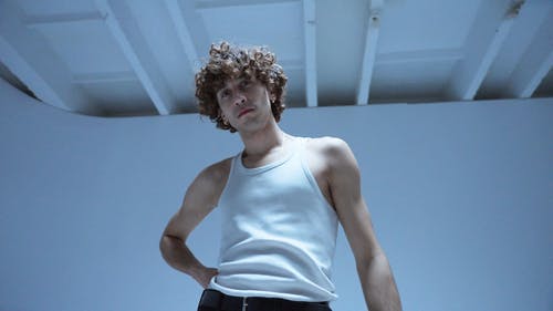 有关人, 伸展, 低角度拍摄的免费素材视频