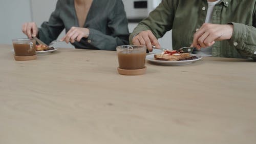 有关一对, 一杯咖啡, 人的免费素材视频