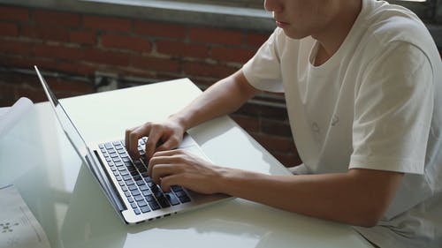 有关坐, 学生, 室内的免费素材视频
