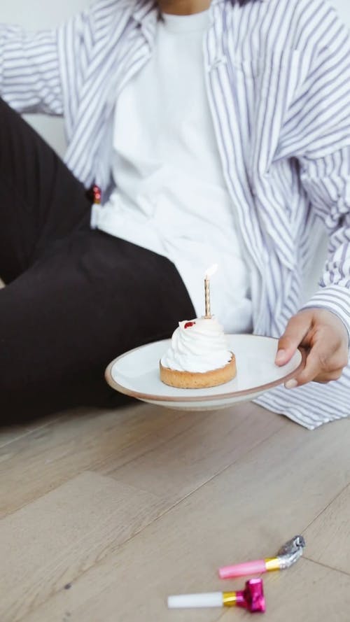 有关人, 伤心, 吹的免费素材视频