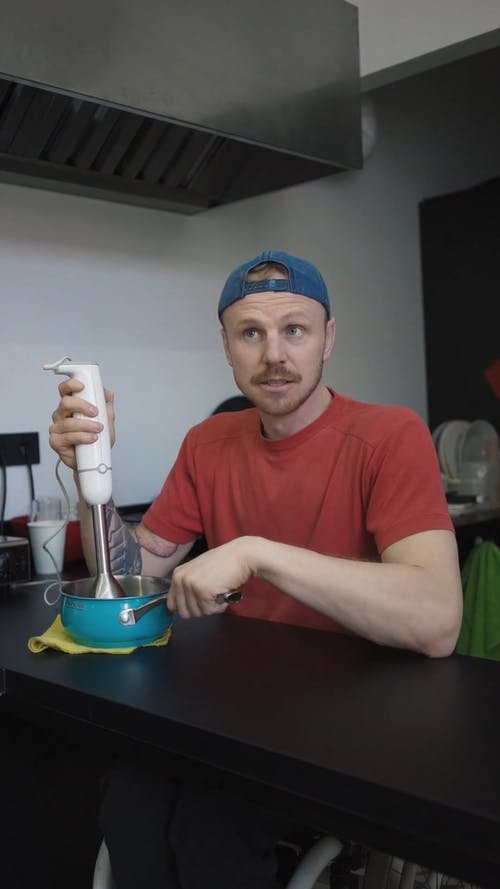 有关人, 器具, 垂直视频的免费素材视频