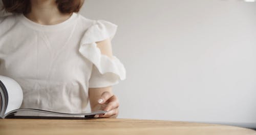 有关上网, 人, 女人的免费素材视频