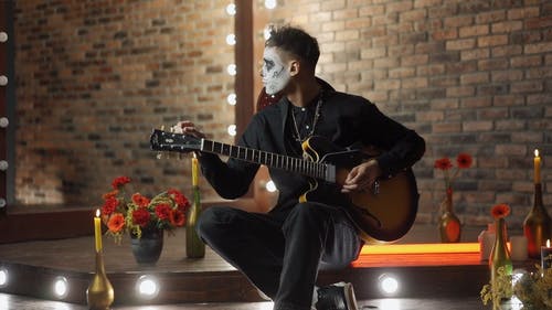 有关人, 令人不寒而栗的, 伪装的免费素材视频