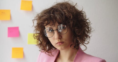 有关人, 修理, 光鲜亮丽的免费素材视频